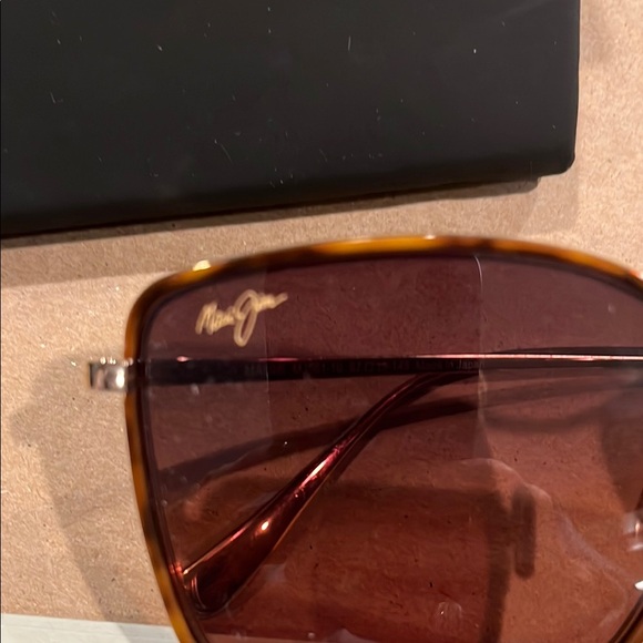 Women’s Maui Jim Brown Sunglasses. Tiger Lily - Picture 4 of 6